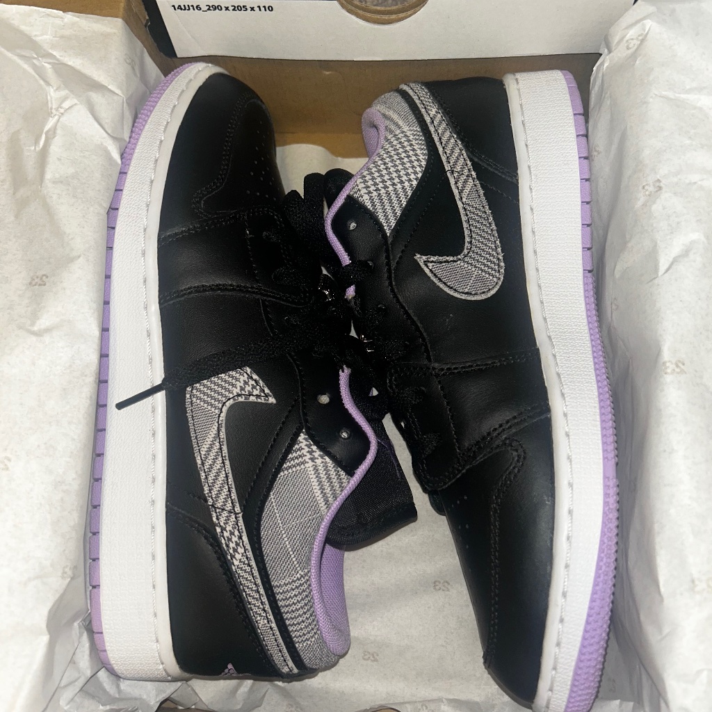 Air Jordan 1 Low